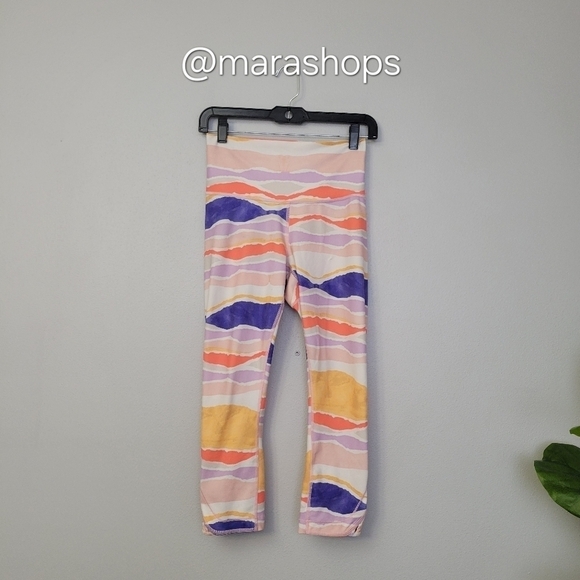 Lululemon True Self Crop Leggings - Picture 3 of 7